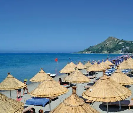 Benardi Ξενοδοχείο